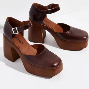 Free People Gwen Platform - size 10